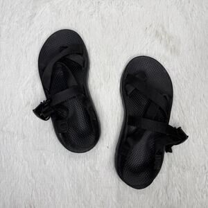 CHACO / Z/2 classic black strappy outdoor hiking waterproof sandals / 9